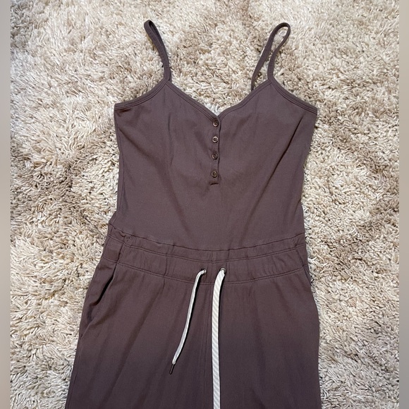 Vuori Wide Leg Jumpsuit - Picture 2 of 8